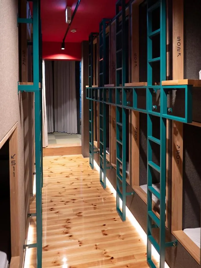 Ele Cabin Shinjuku Kabukicho Tokyo 0*,  Giappone
